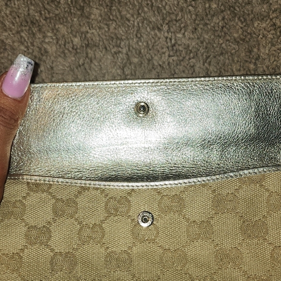 Gucci Beige and Gold Women's Wallet - Picture 10 of 11